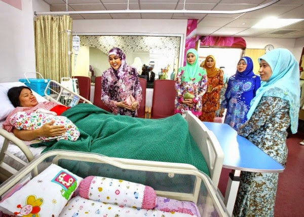 Her Majesty Raja Isteri of Brunei Opens New Women and Children Medical ...