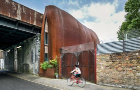 10-Inconspicuous-external-Profile-19th-Century-Rail-Viaduct-House-Reclaimed-Space-Architecture-www-designstack-co