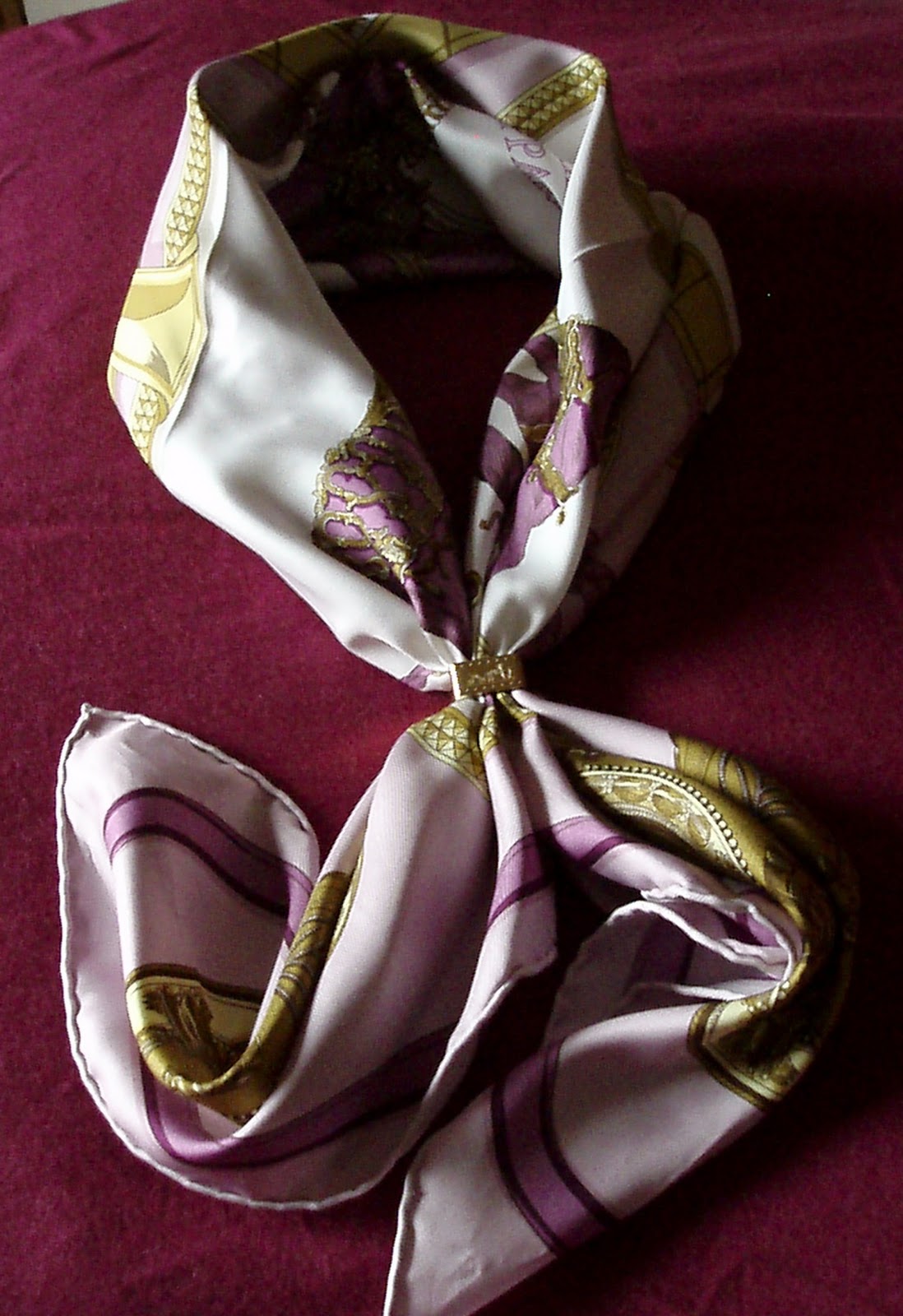 Musings of a Gardener Scarf ring Bolduc