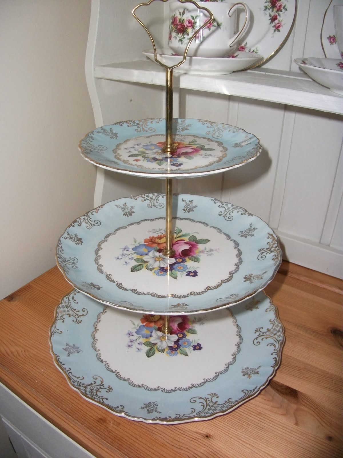 Madison Makes...a vintage tiered cake stand find.