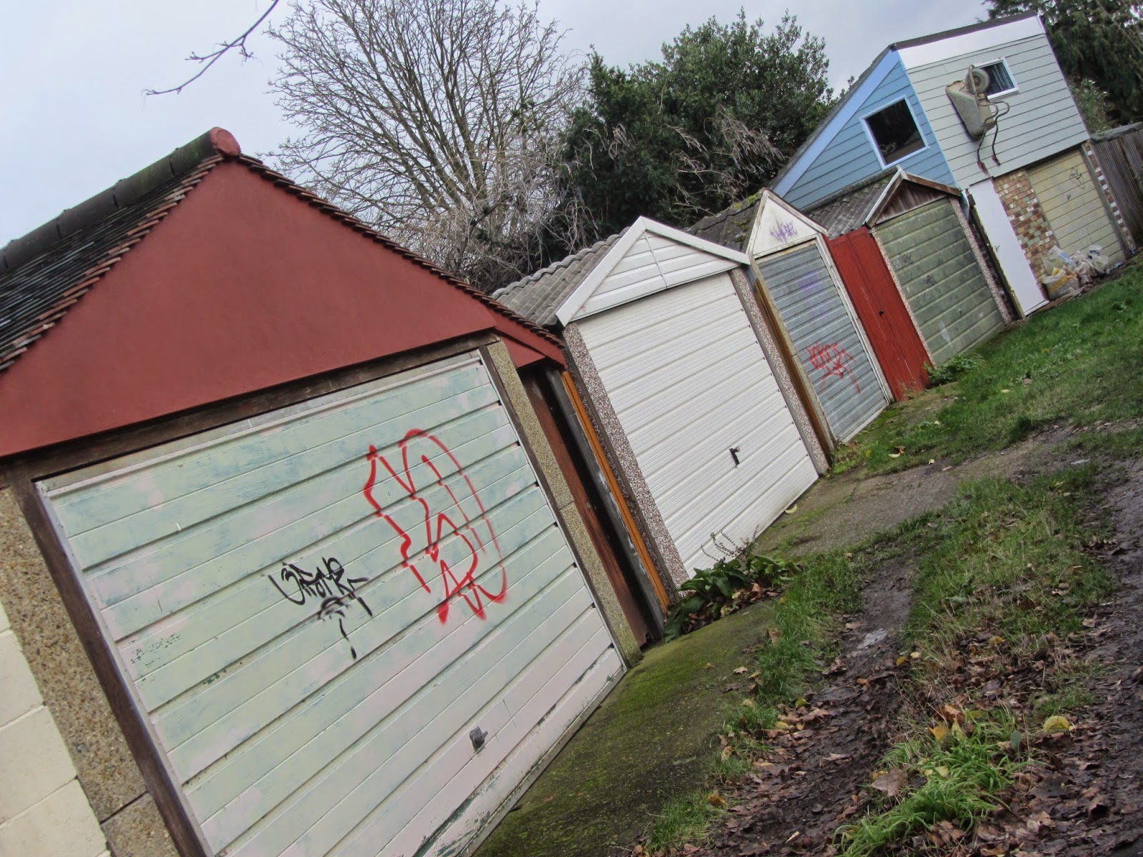 Ham Photos Garages off Hardwicke Road