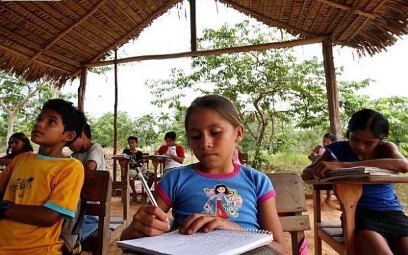 Asas da Vitoria: EDUCAÇÃO NO BRASIL