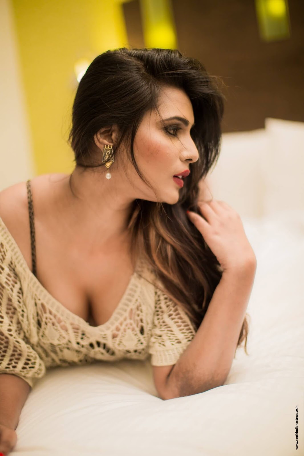 Meera Mithun Hot Photoshoot Stills South Indian Actresssexiezpix Web Porn