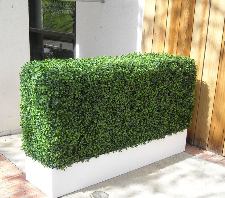 Amazing Artificial Green Grass Fence Walls Covering Hedge