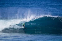 16 Max Beach volcom pipe pro foto WSL Tony Heff