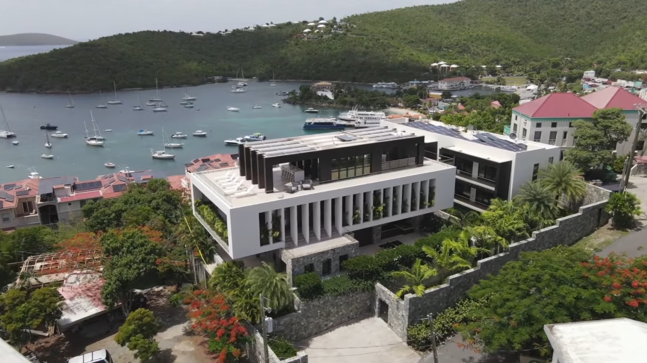 27 Photos vs. 86AA Cruz Bay Town,St John, Virgin Islands Luxury Villa Interior Design Tour