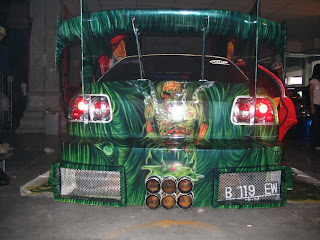 car modify art contest 2011 picture