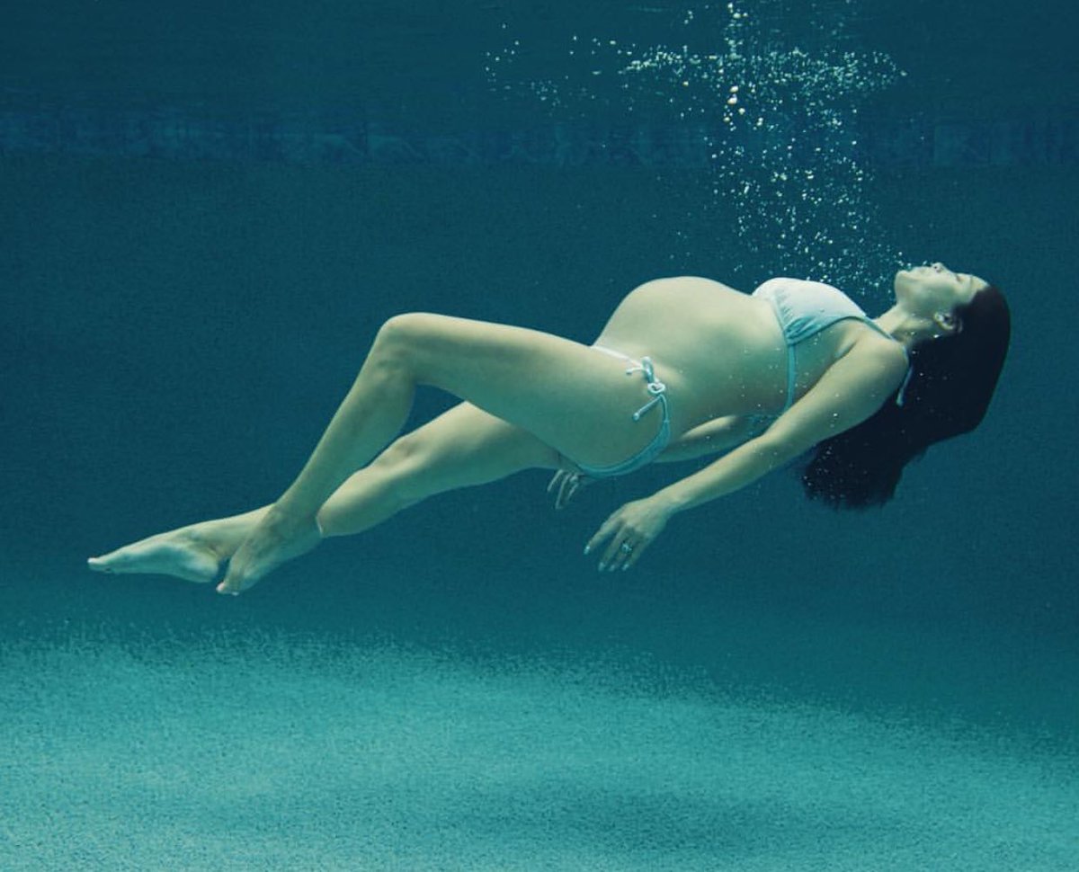 Train Them Young: Nicole Johnson In Pregnancy Underwater Photoshoot 