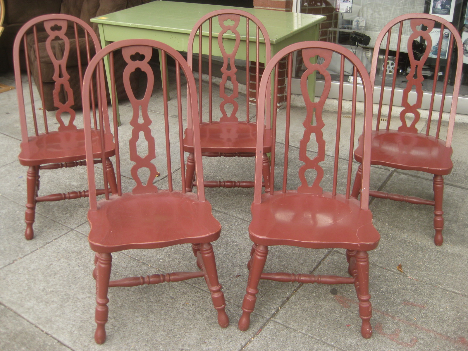 UHURU FURNITURE & COLLECTIBLES SOLD 5 Painted Oak Chairs 85