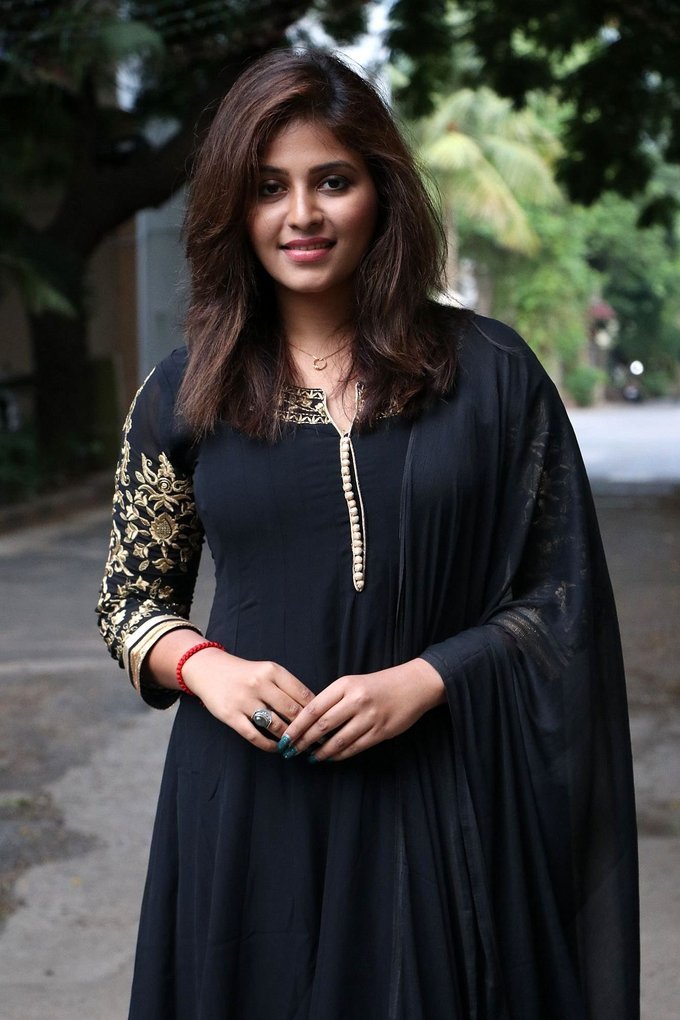 Anjali At Taramani Thanks Giving Meet In Black Dress