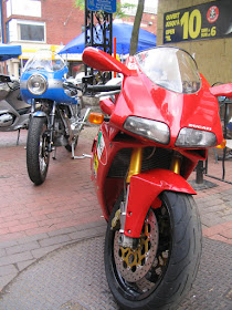 Ducati 916 and 900 SuperSport
