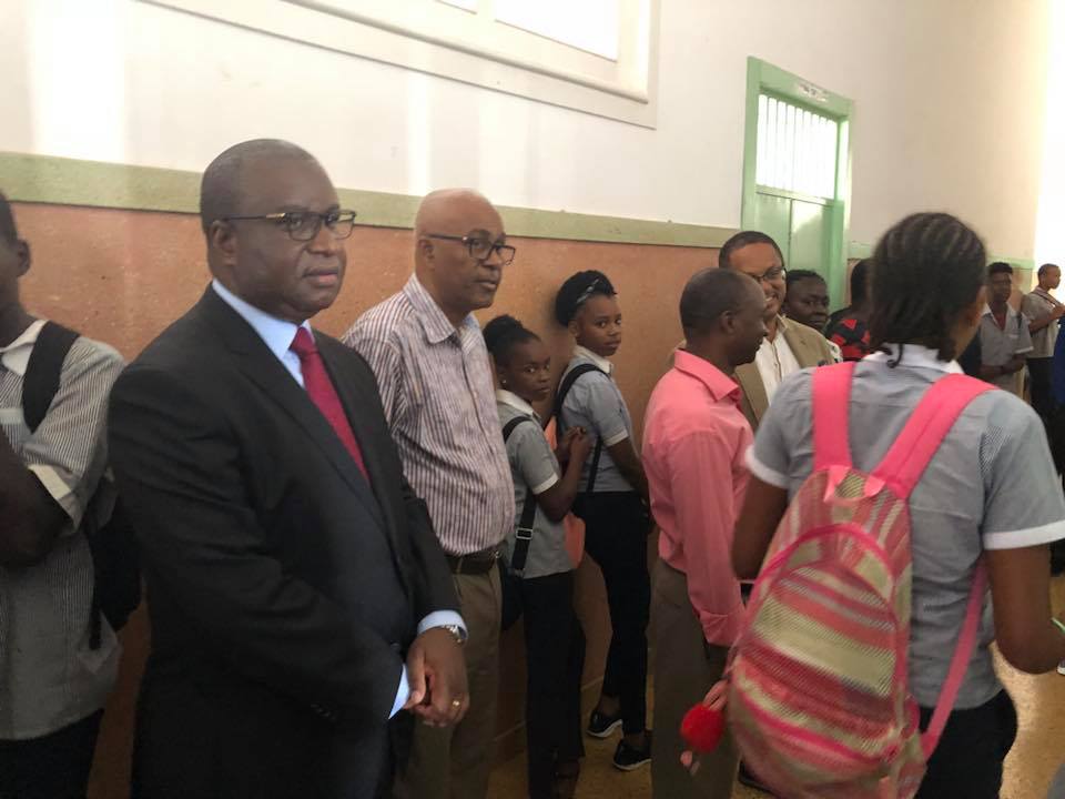 Conosaba do Porto VISITA AO LICEU DOMINGOS RAMOS PRAIA CABO VERDE