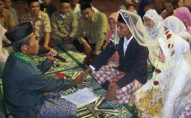 Pacaran 6 Tahun Akhirnya Kandas Setelah Pria Lain Langsung Melamar Sang Wanita