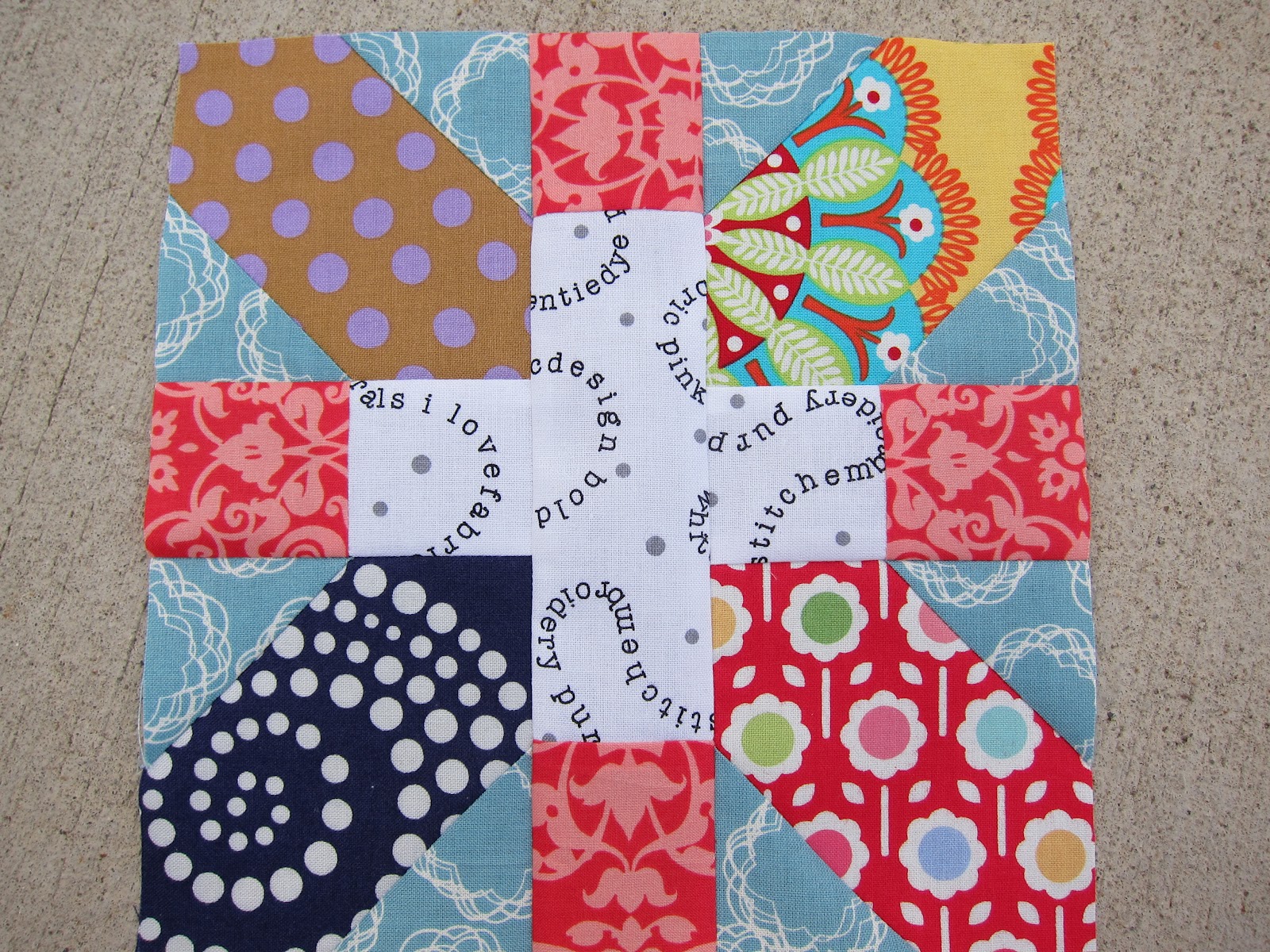 krislovesfabric: Sew.Bee.Create July Bee Blocks