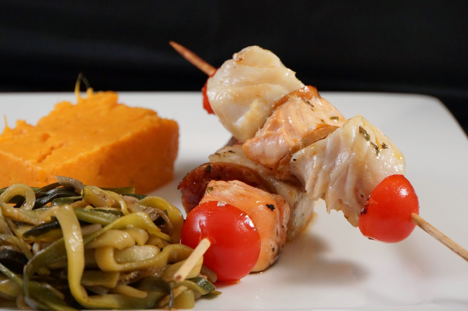 Marinade Brochette Poisson Saumon Et Cabillaud Brochettes de saumon-cabillaud-chorizo, purée de patate douce et