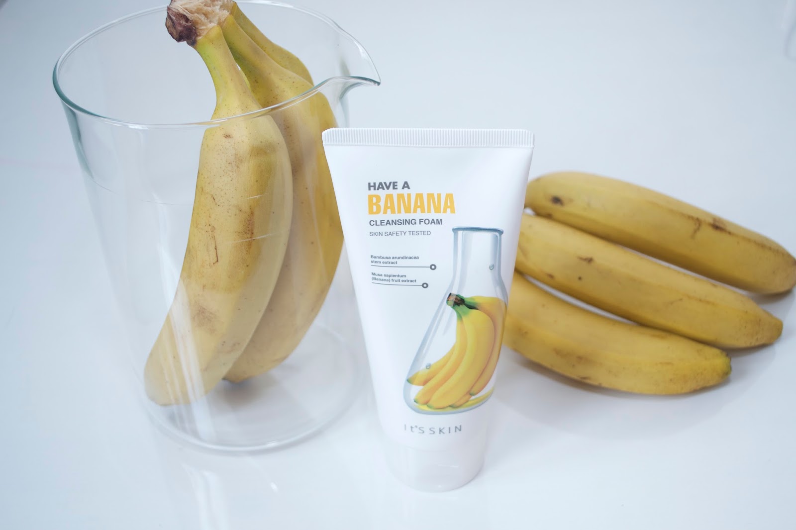 TanichkaMe: It's Skin Have a Banana Cleansing Foam Мягкая очищающая пенка  для умывания