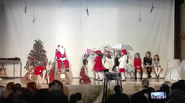 Εκπληκτική η Χριστουγεννιάτικη γιορτή του 1ου Δημοτικού Σχολείου Άργους