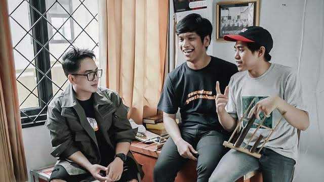 Lirik Lagu Dustai - Stand Here Alone Lirik Lagu Dustai - Stand Here Alone
