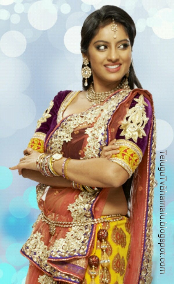 Telugu TV Bhamalu: Deepika Singh aka Sandhya Rathi Hot Navel Show