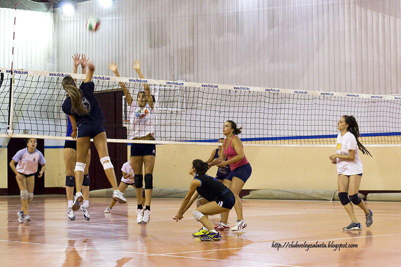 Lydia AlonsoVolleyball player septiembre 2012