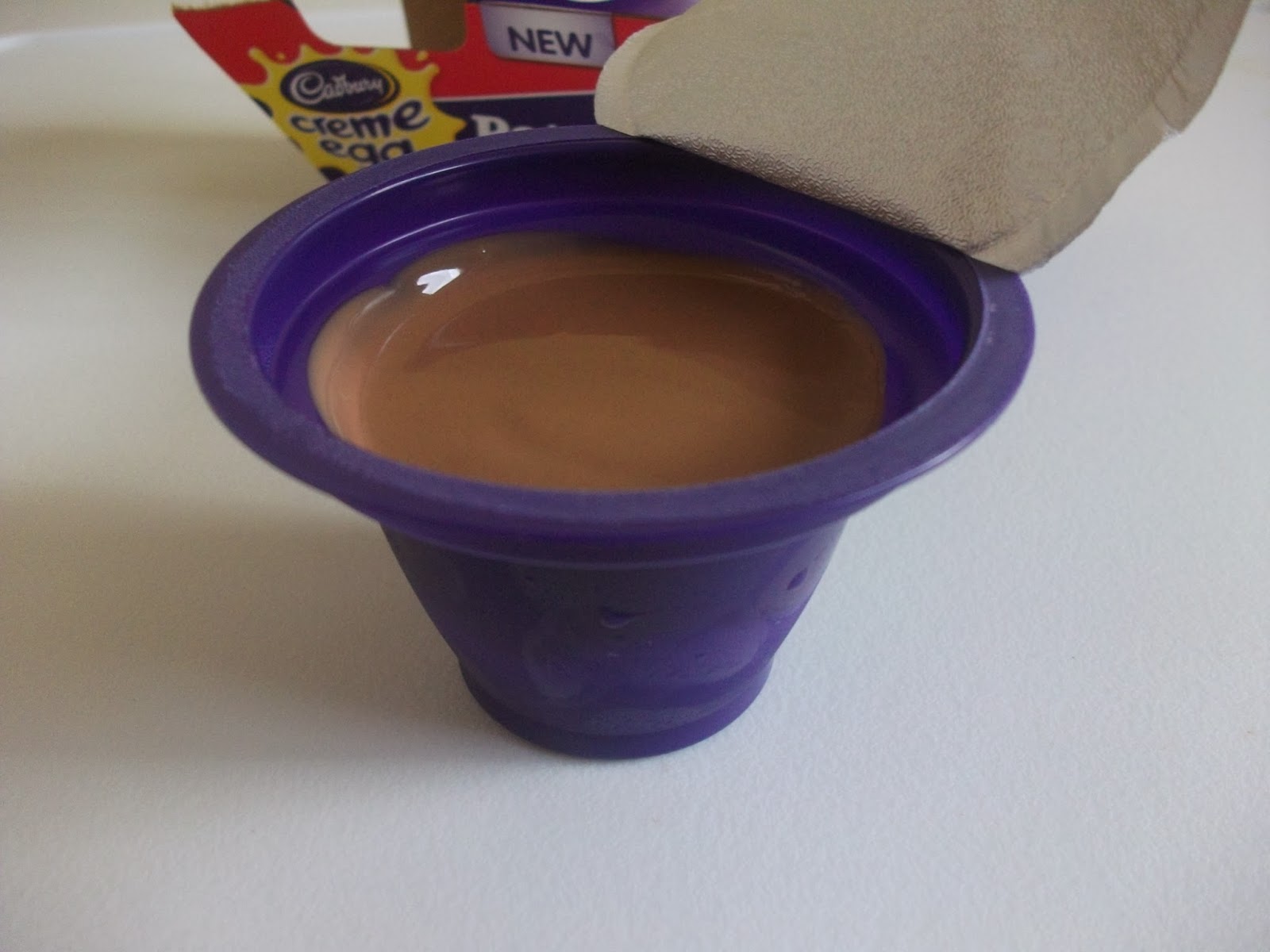 Kev's Snack Reviews Cadbury Creme Egg Pots of Joy Review