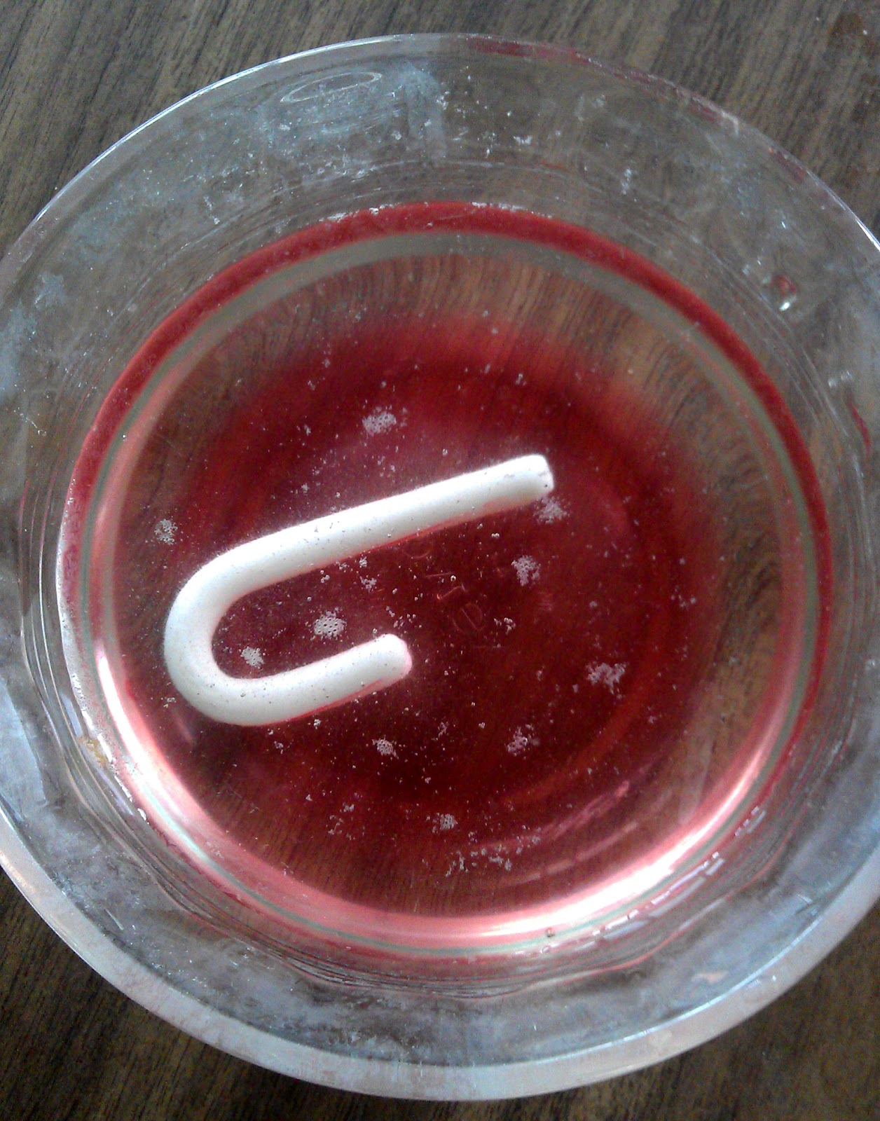 candy-cane-science-experiment-preschool-powol-packets