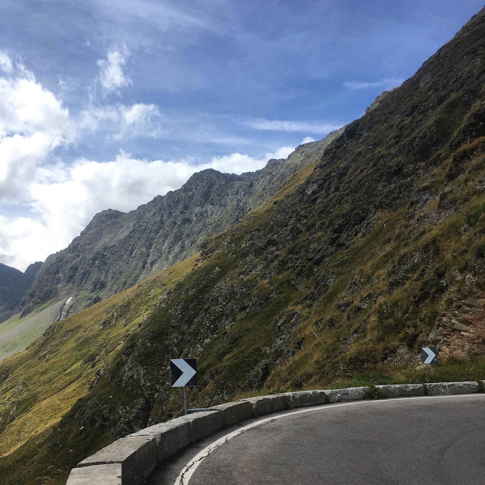 Itinerari in moto tra Italia e Austria Strada Alpina del Timmelsjoch