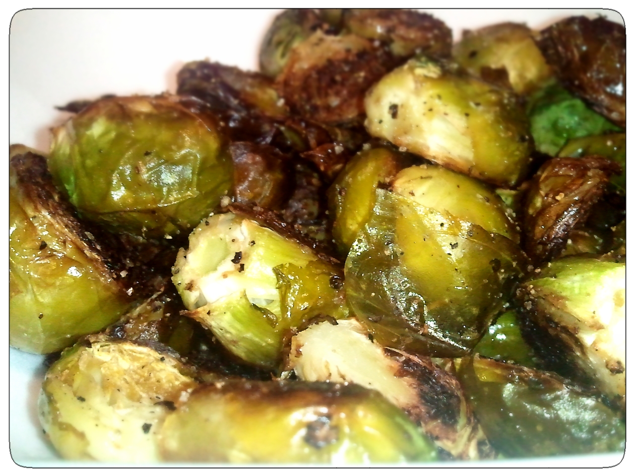 Moremirchi Roasted Brussels Sprouts Ina Garten Recipe I Love Brussels Sprouts Especially When Roasted Because Roasting Imparts A Certain Sweetness And Crunch To Them Here S Simple Ina Garten Recipe