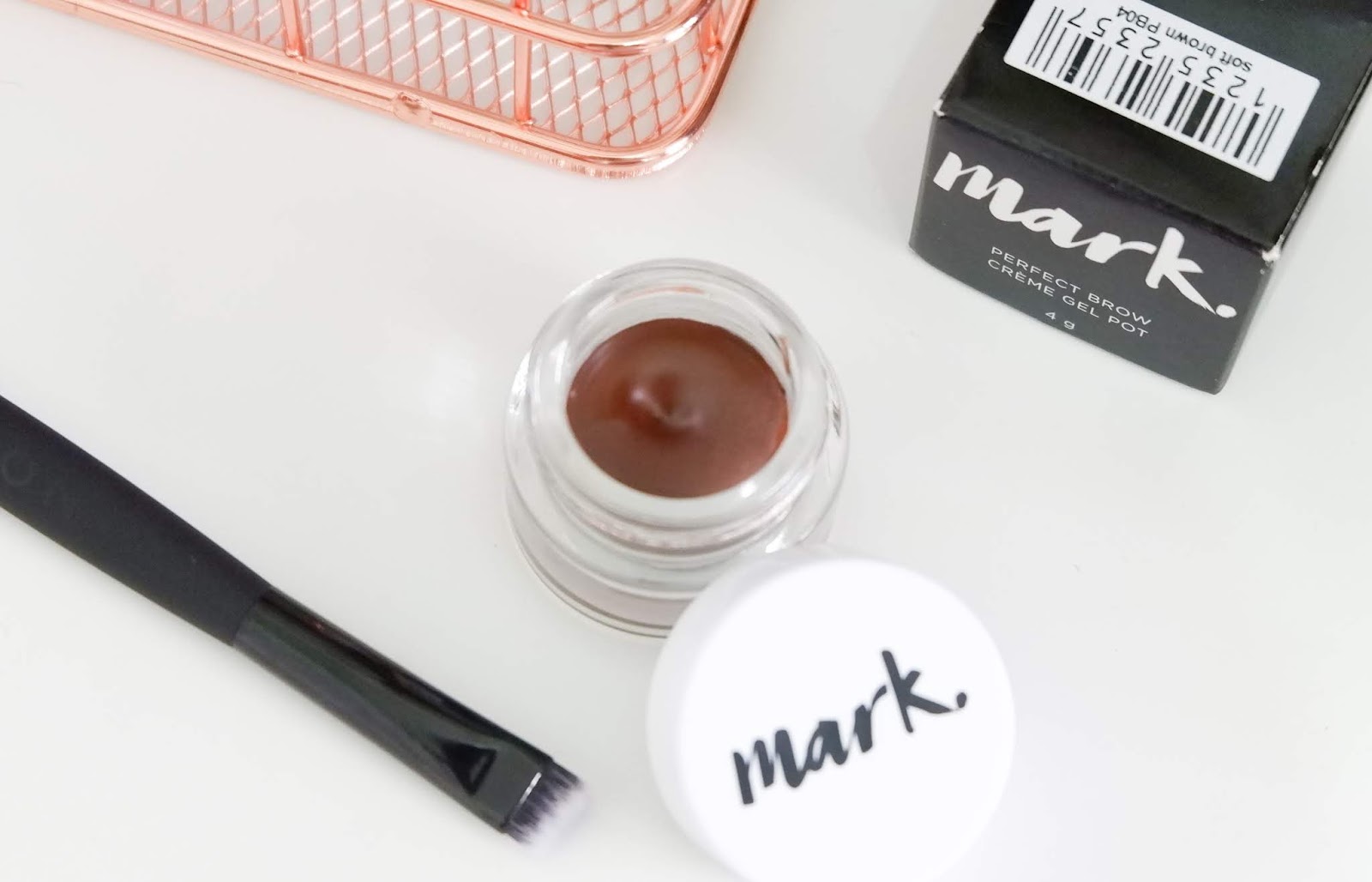 MARK. BY AVON PERFECT CREAM GEL POT REVIEW