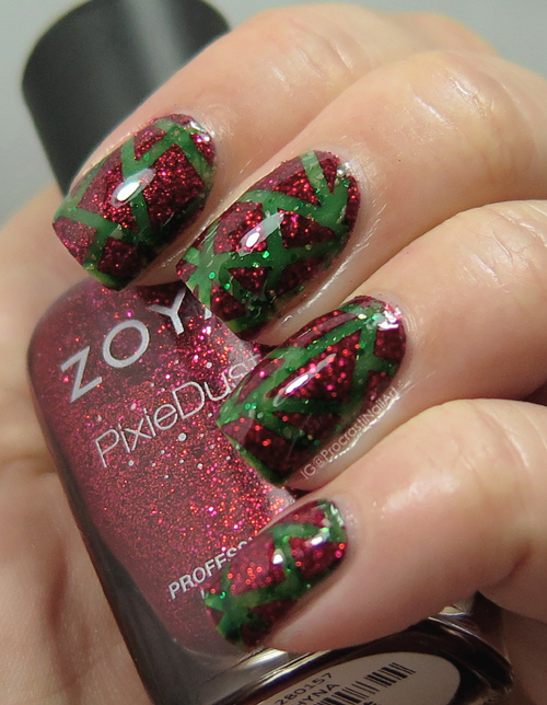 Nail Art The Digit Al Dozen Does Colour Contrasts Red And Green Nail Art The Digit Al Dozen Does Colour Contrasts Red And Green Geometric
