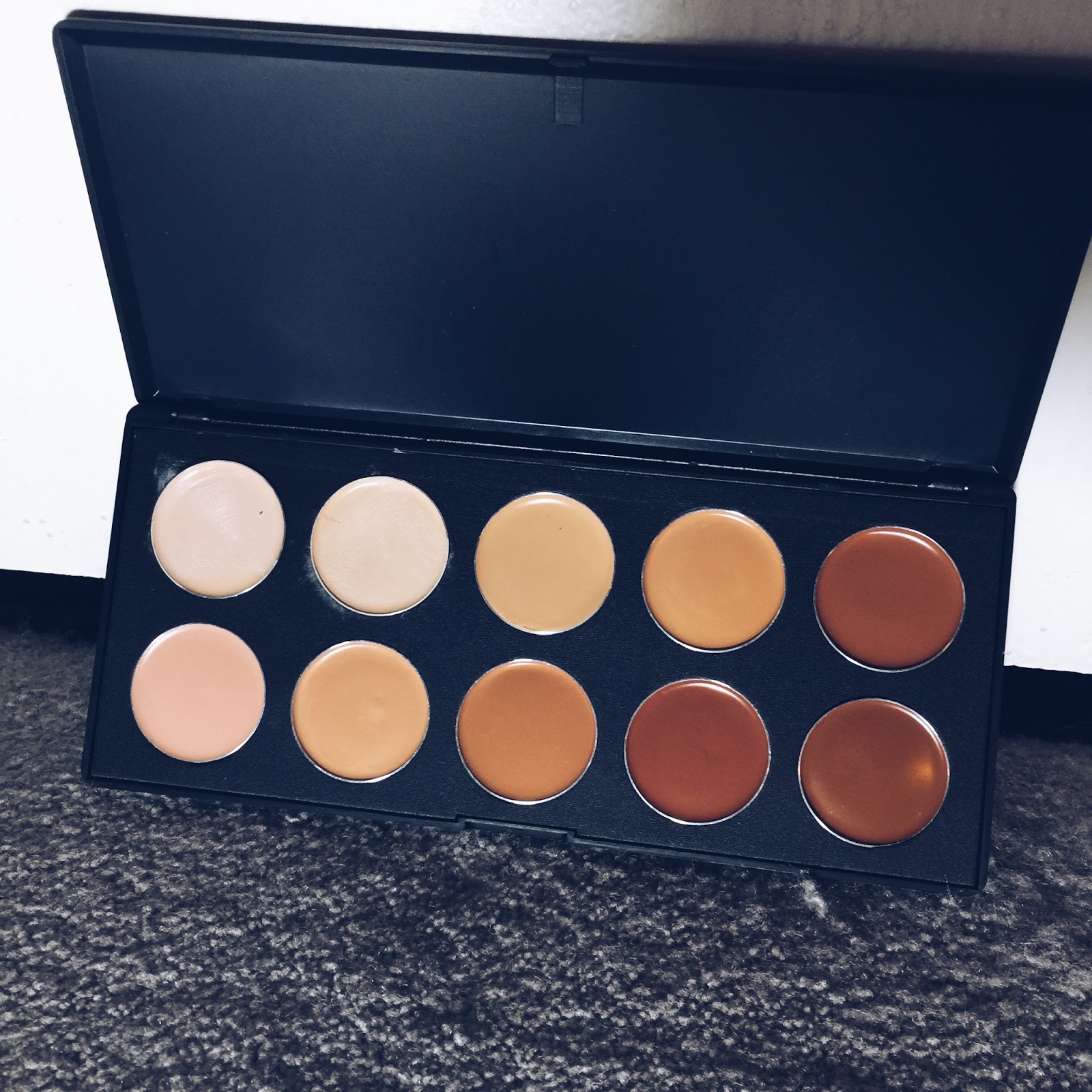 April Sixsmith Cosmetology School Makeup Kit Unboxing!