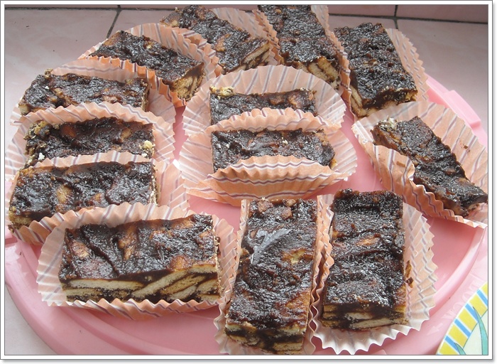 NadSueLin Cake Batik House