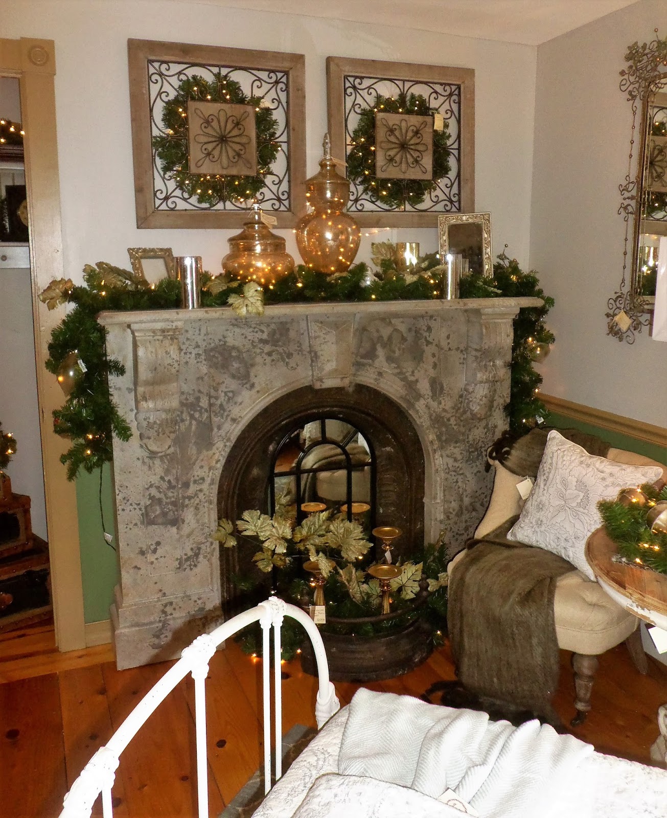 A DEBBIEDABBLE CHRISTMAS Christmas in the Powder Room, Christmas Home