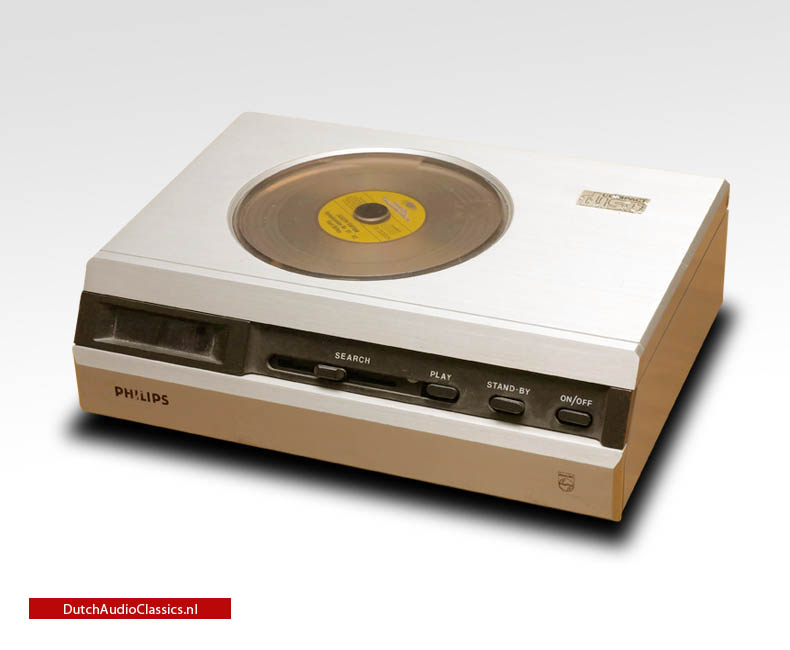 Первая компакт. Первый CD проигрыватель Филипс. Первый проигрыватель компакт дисков Филипс. Филипс компакт диск 1979. Philips CD 80.