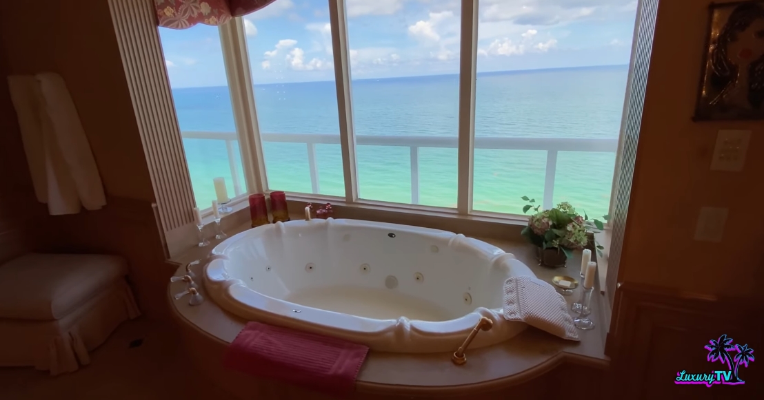 34 Photos vs. 6051 N Ocean Dr PH 5, Hollywood, FL Interior Design Luxury Penthouse Tour