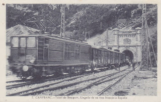 https://paysbasqueavant.blogspot.fr gare train frontiere franco espagnole
