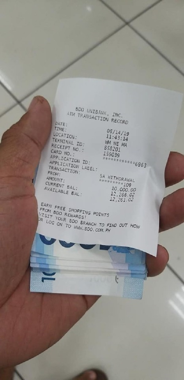 Guy finds Php10k at ATM, hopes to find the rightful owner