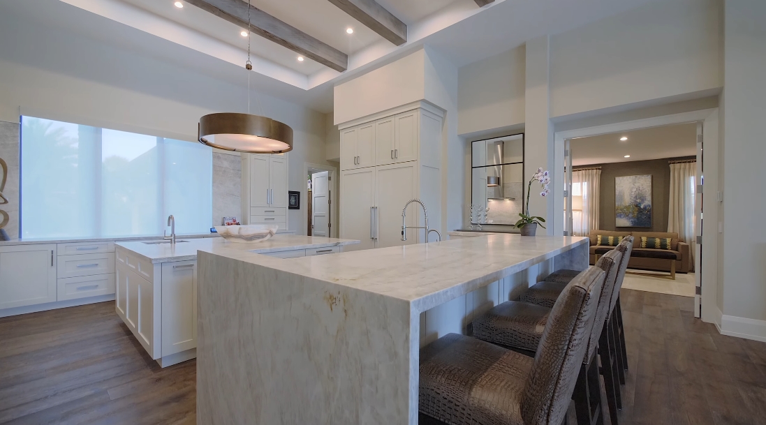 44 Photos vs. 919 S Southlake Dr, Hollywood, FL Luxury Home Interior Design Tour