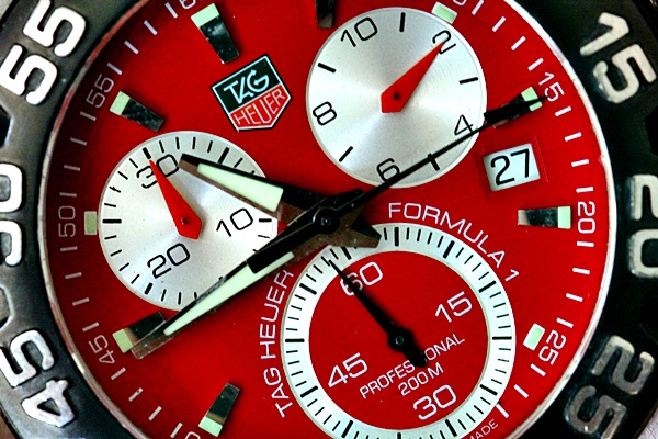 tag heuer formula 1 red