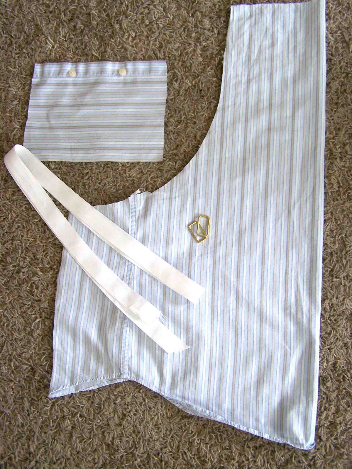 Made by Me. Shared with you. Tutorial Men's Shirt to Apron Refashion