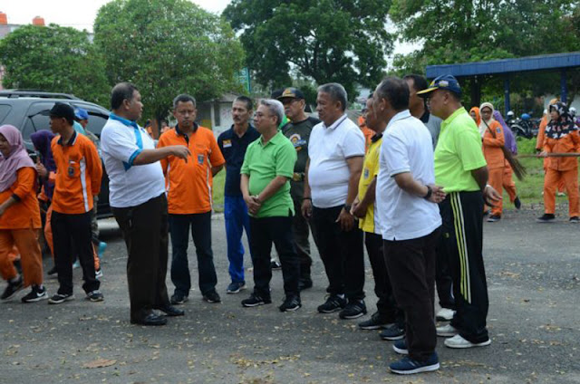 Ciptikan Lingkungan Sehat, Pemkot Metro Gelar Jumat Bersih