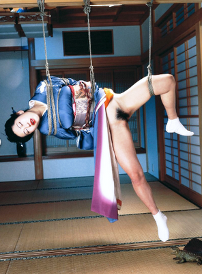 Nobuyoshi Araki bondage kinbaku