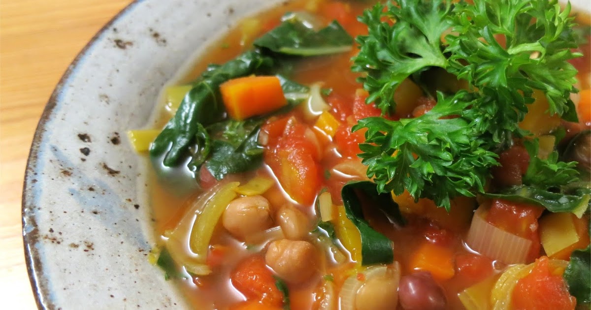 Adventures with G & T: Fast day bean and vegetable soup