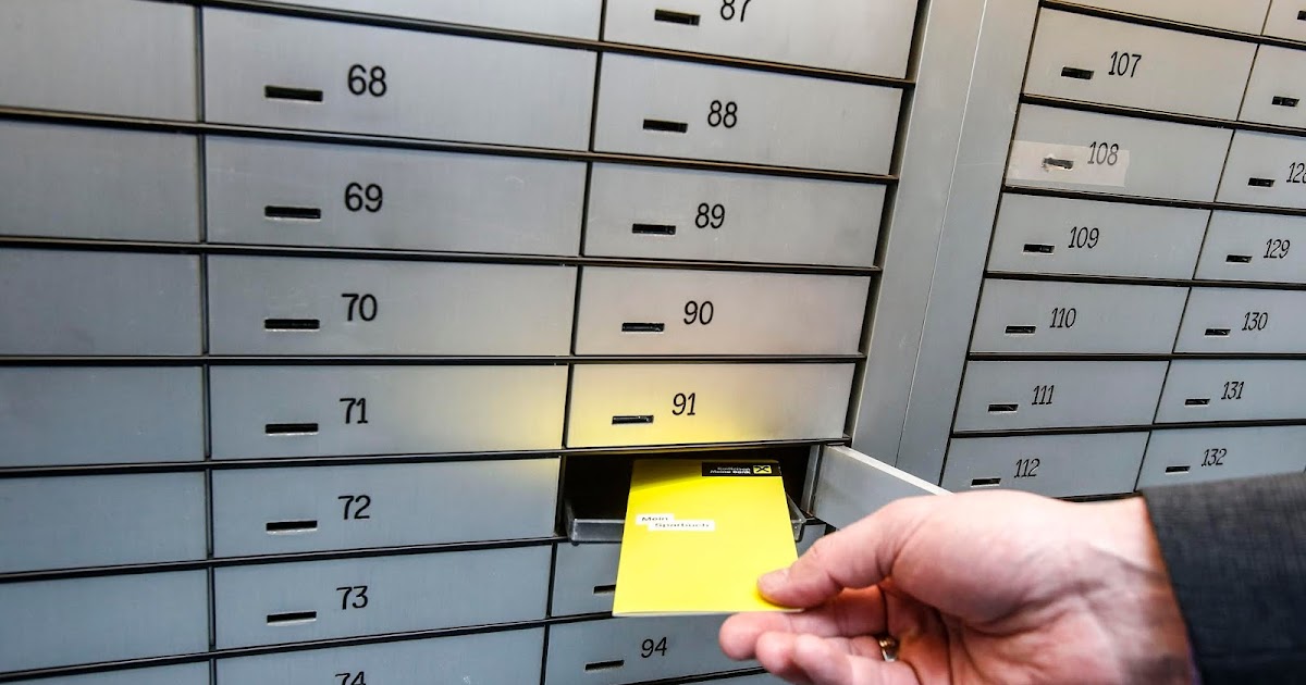 safe deposit boxes,safety deposit boxes,UK safe deposit box Advantages and Disadvantages of