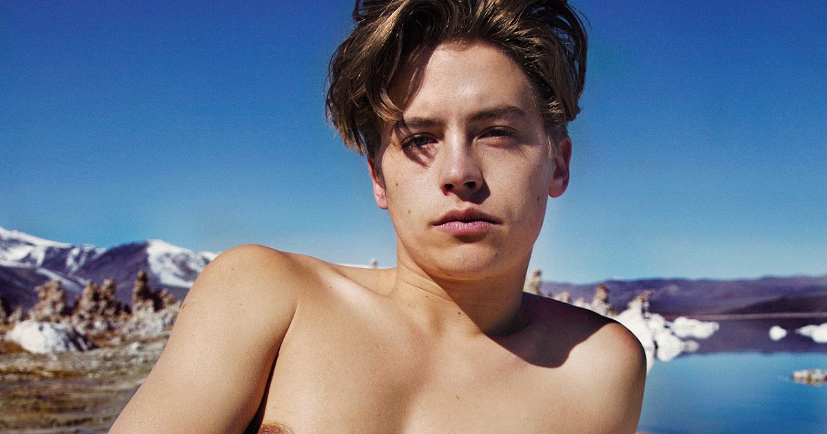 The Stars Come Out To Play: Cole Sprouse - New Shirtless.