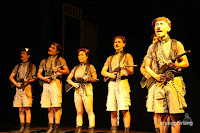 anekdot idiot teater indonesia