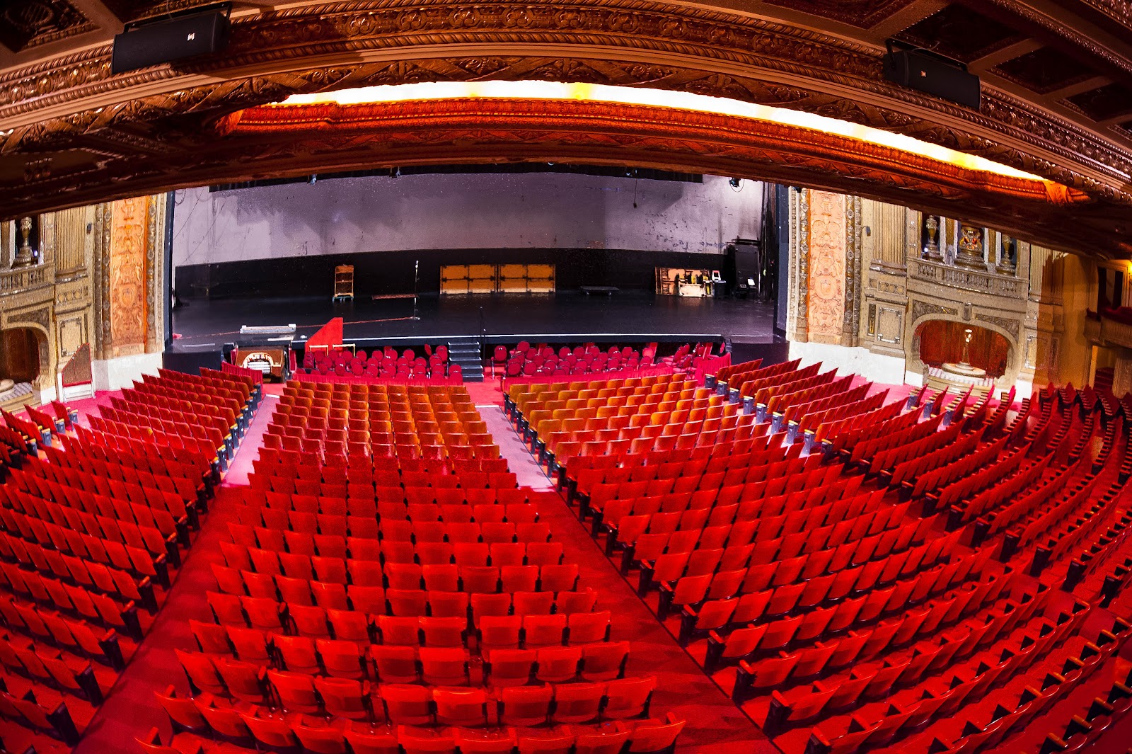 Shot of the Day Inside the Chicago Theater