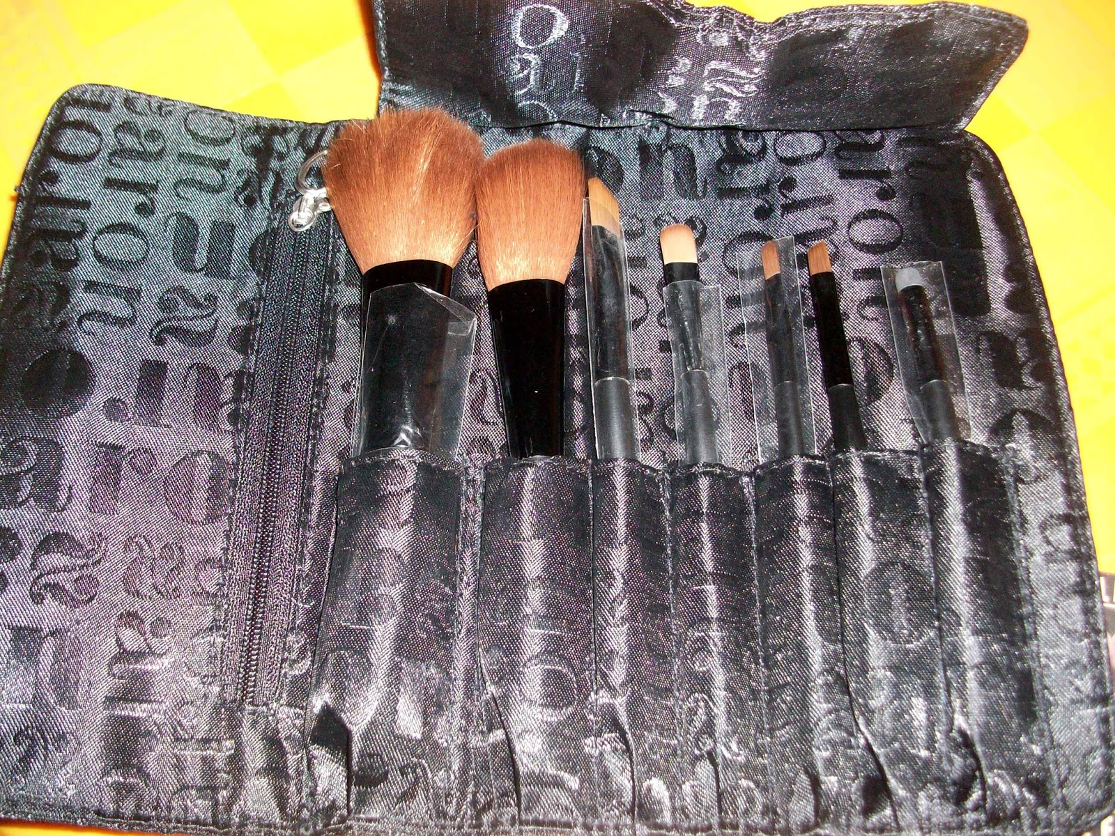 Brush Review Zaron brush set Barbara & 1923. Beauty & Life