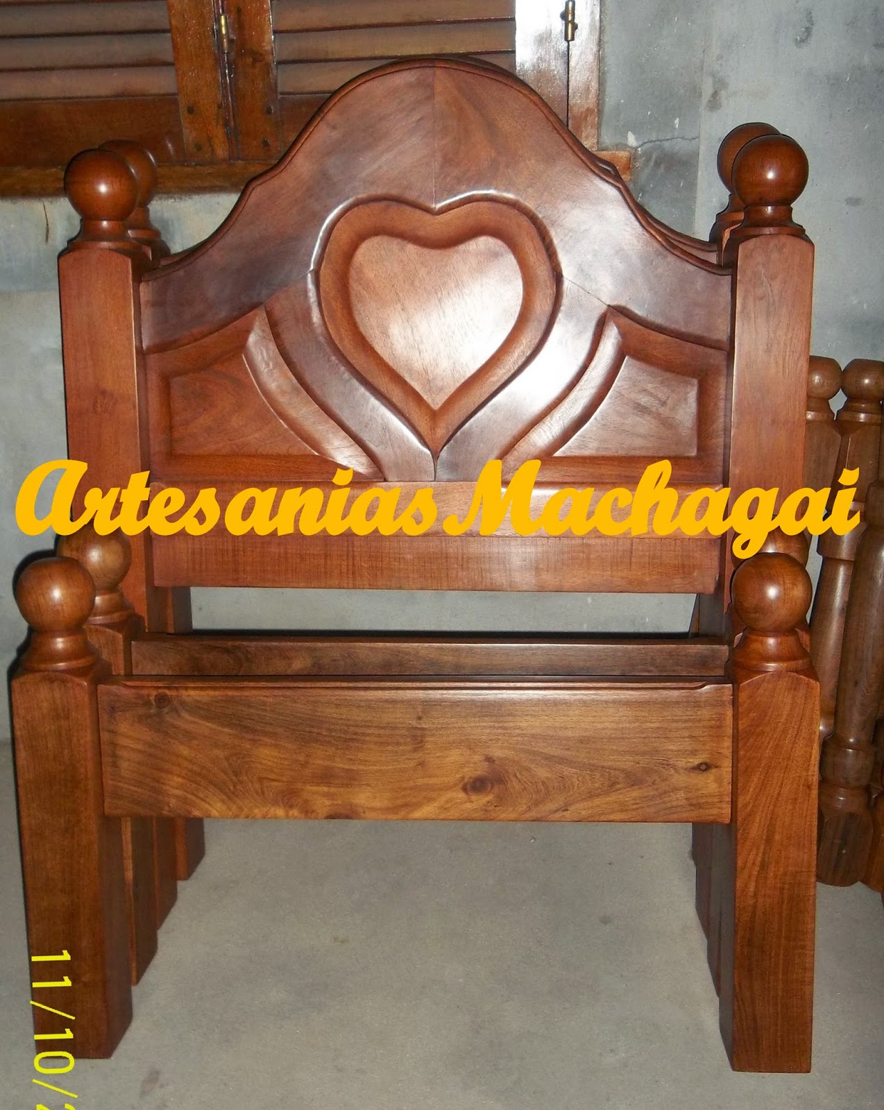 Fábrica de Muebles y Artesanías en Algarrobo "Machagai": JUEGO DE