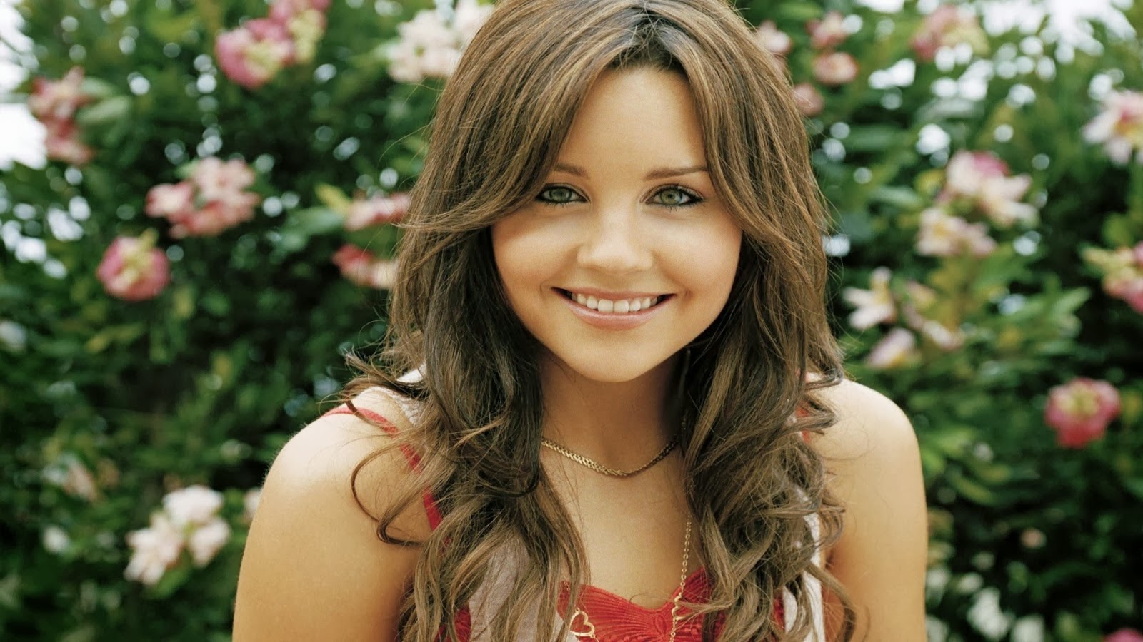 HD WALLPAPERS Download Amanda Bynes HD Wallpapers hd-wallpapers-download-amanda-bynes-hd-wallpapers